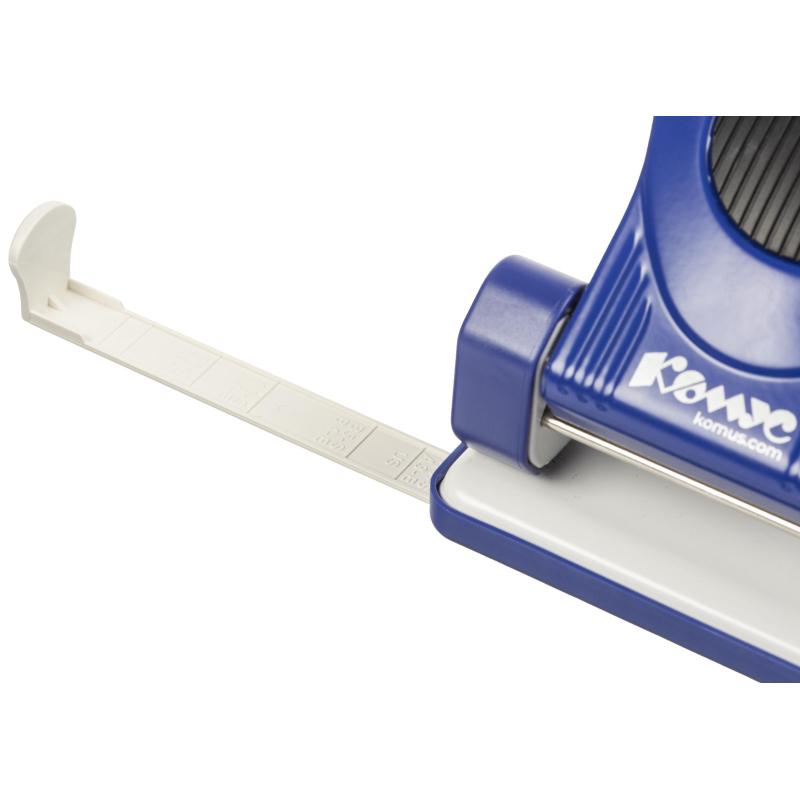 Дырокол Комус MPBL20 до 20 лист., металл, с линейкой и блокиратором, синий