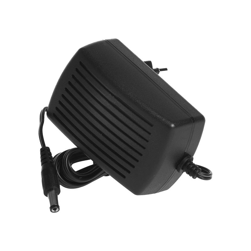 Зарядное устройство ИНТЕРСКОЛ ЗУ-1,5/12, 12В, 1.5А/ч, Li-ion (2401.014)