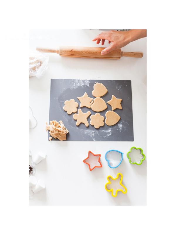 Набор форм для вырезания печенья Доляна «Фигурки», 4 шт, 8×2,5 см, цвет МИКС