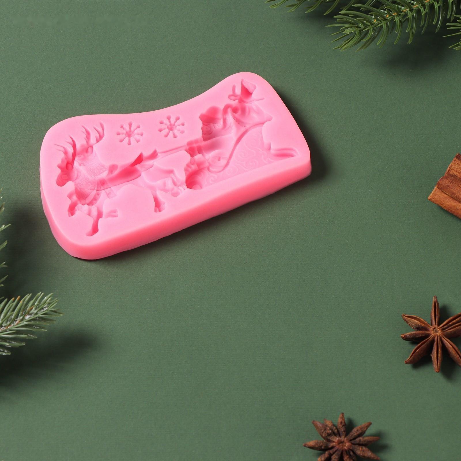 Силиконовый молд «Упряжка», 13×7,5×1,2 см, цвет розовый