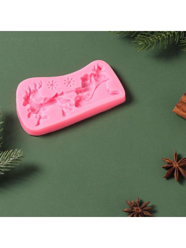 Силиконовый молд «Упряжка», 13×7,5×1,2 см, цвет розовый