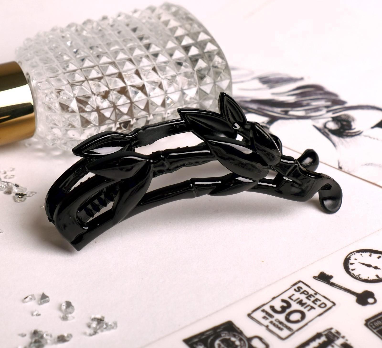 Банан для волос 