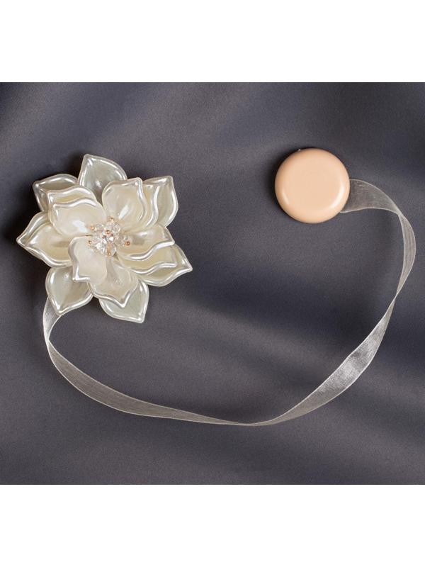 Подхват для штор, «Перламутровый цветок», d = 6,5 см, цвет молочный