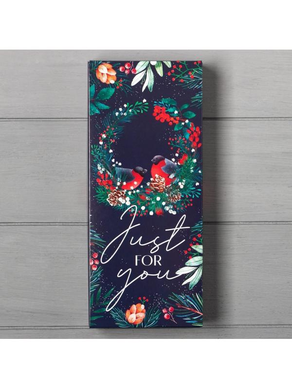 Женские варежки в подарочной коробке 