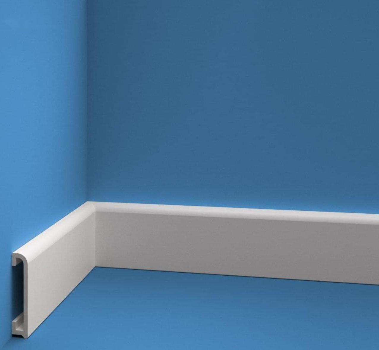 Плинтус пластиковый ударопрочный белый 80х16х2000мм