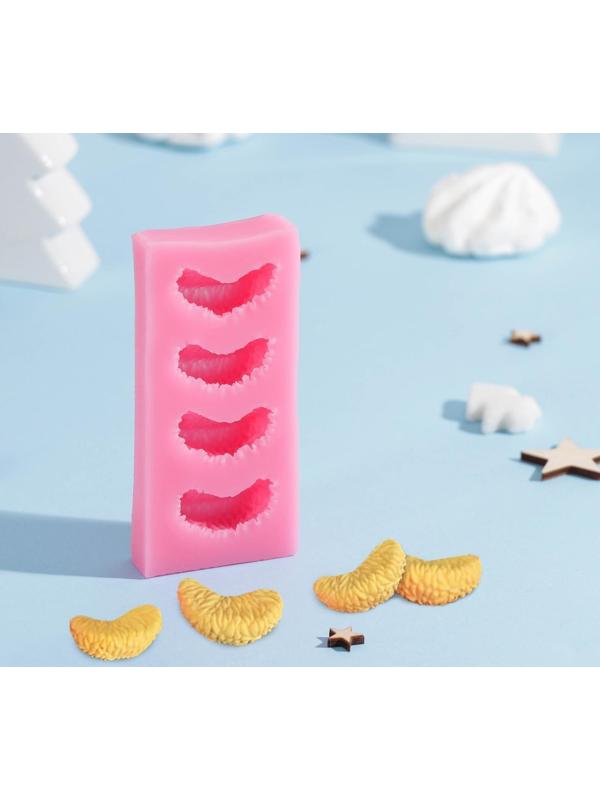 Силиконовый молд Доляна «Дольки мандарина», 11×5×2 см, цвет МИКС