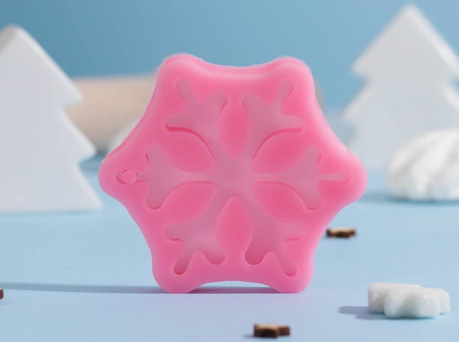 Силиконовый молд «Орион», 8,5×8,5×1,5 см, цвет розовый