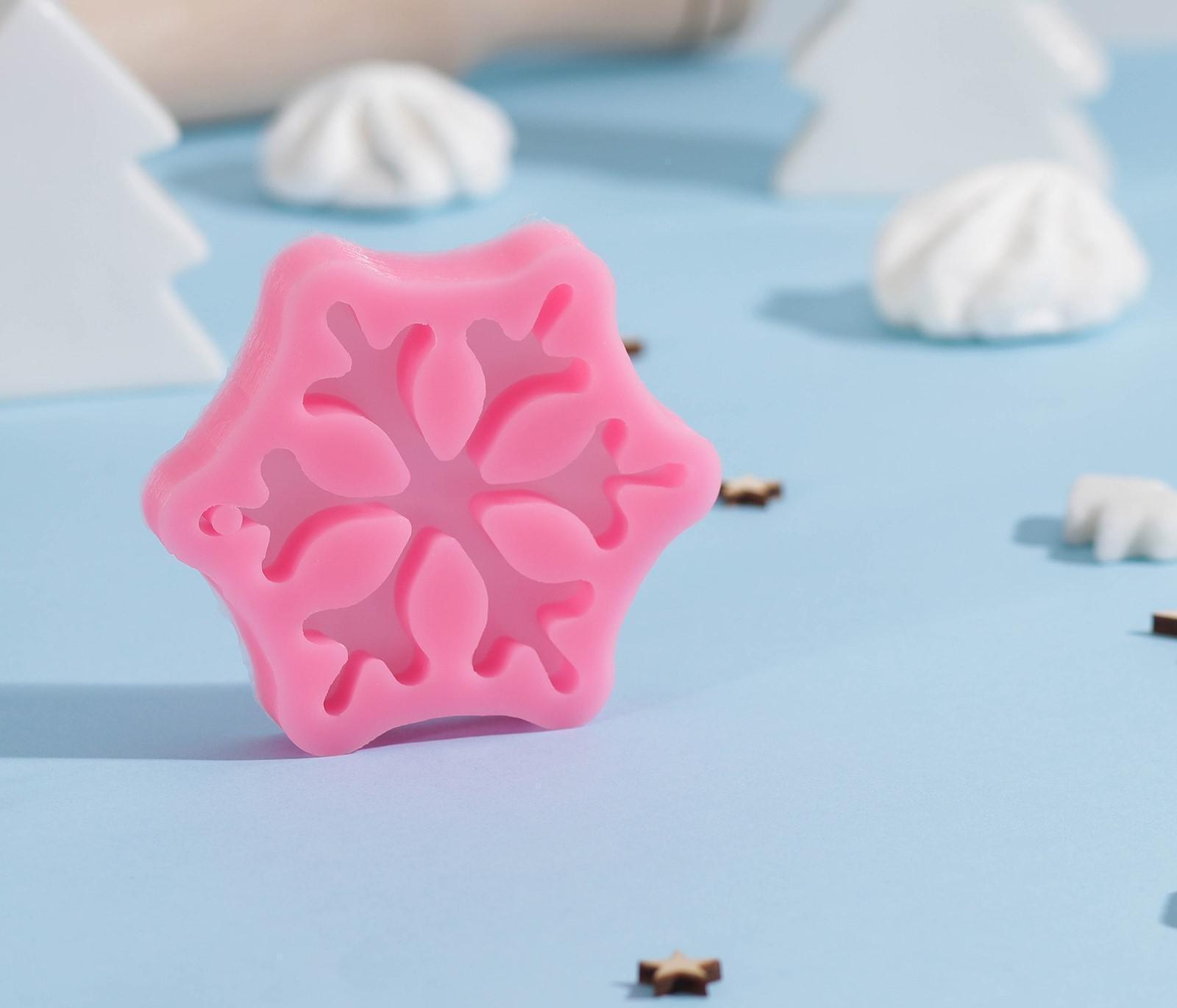 Силиконовый молд «Орион», 8,5×8,5×1,5 см, цвет розовый