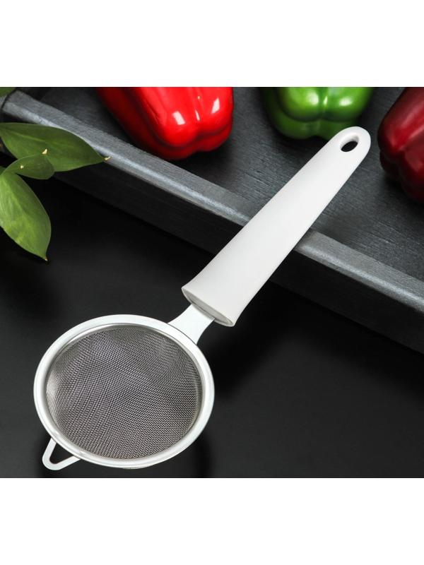 Сито с ручкой Доляна «Сливки», d=9 см, цвет белый