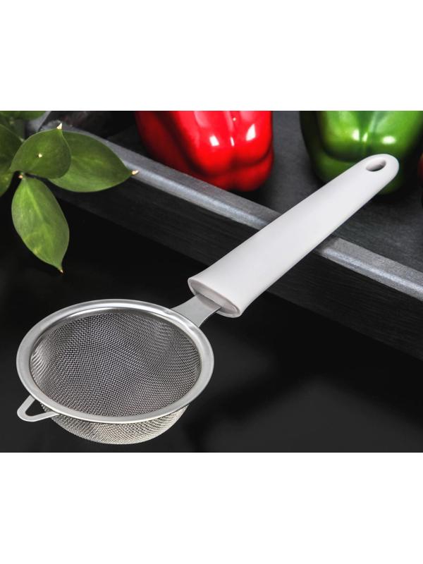 Сито с ручкой Доляна «Сливки», d=9 см, цвет белый