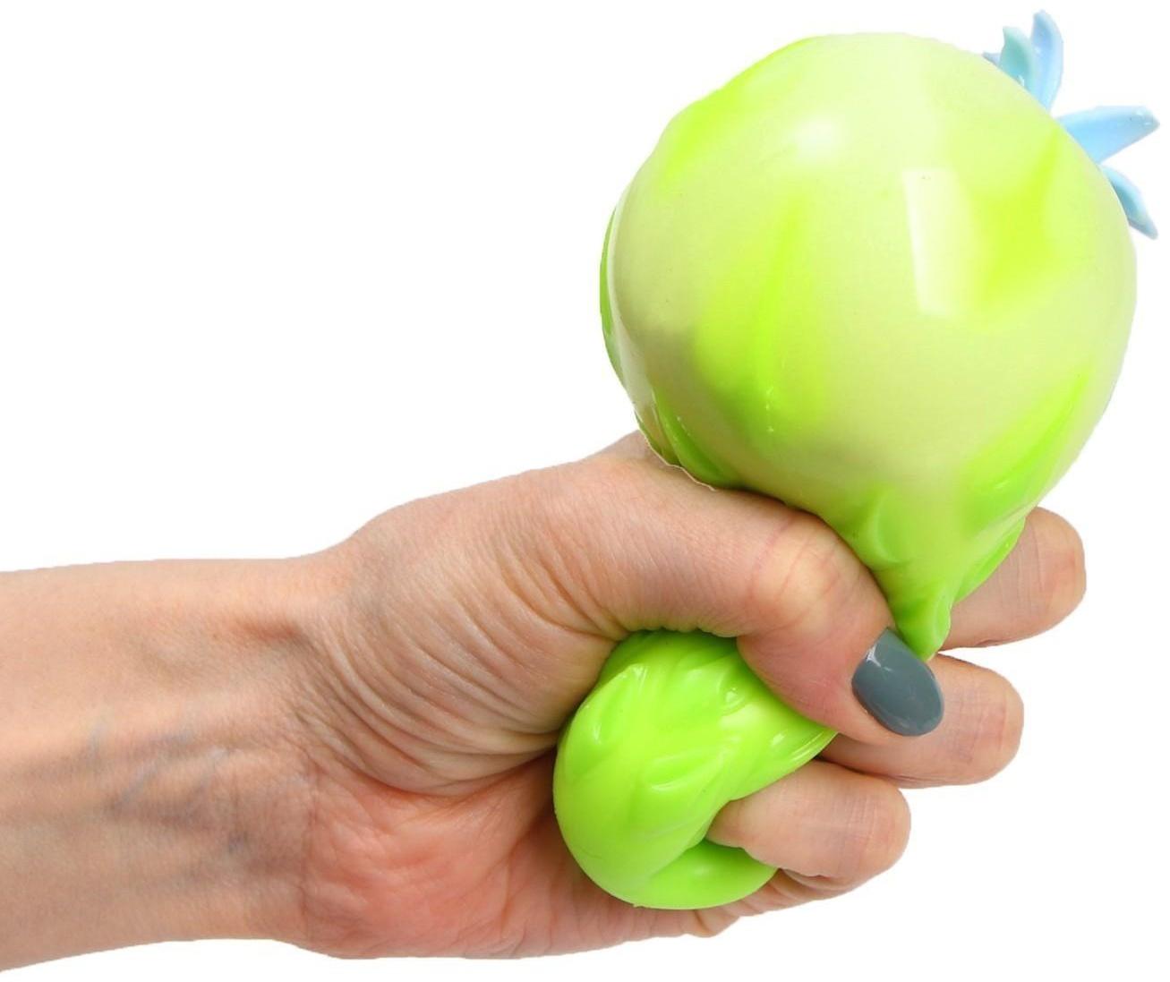 Мялка «Ананас» с пастой, цвета МИКС