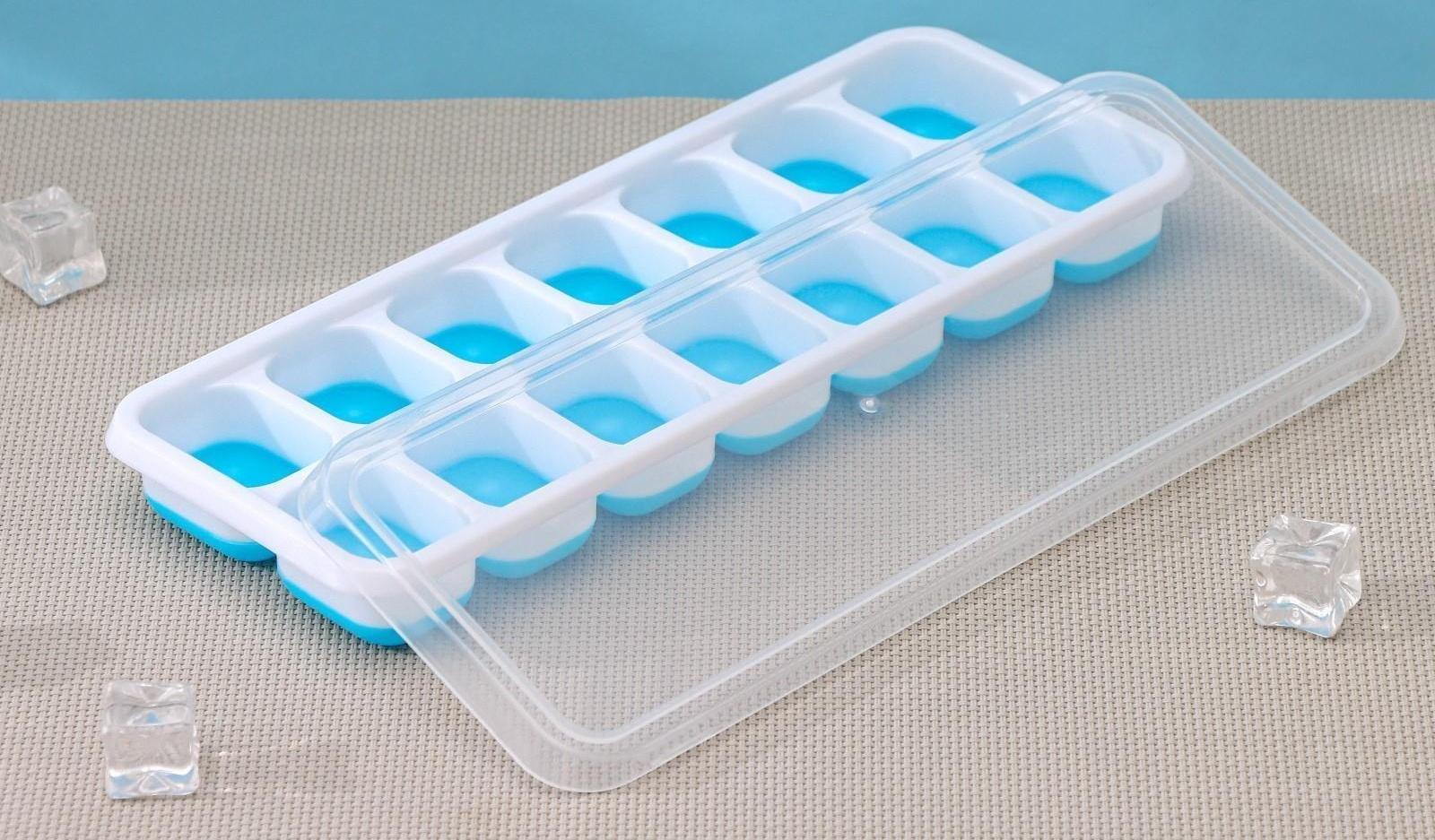 Форма для льда и шоколада с крышкой Доляна, 14 ячеек, 25×9,5×2,5 см, ячейка 4×3×2 см, цвет МИКС