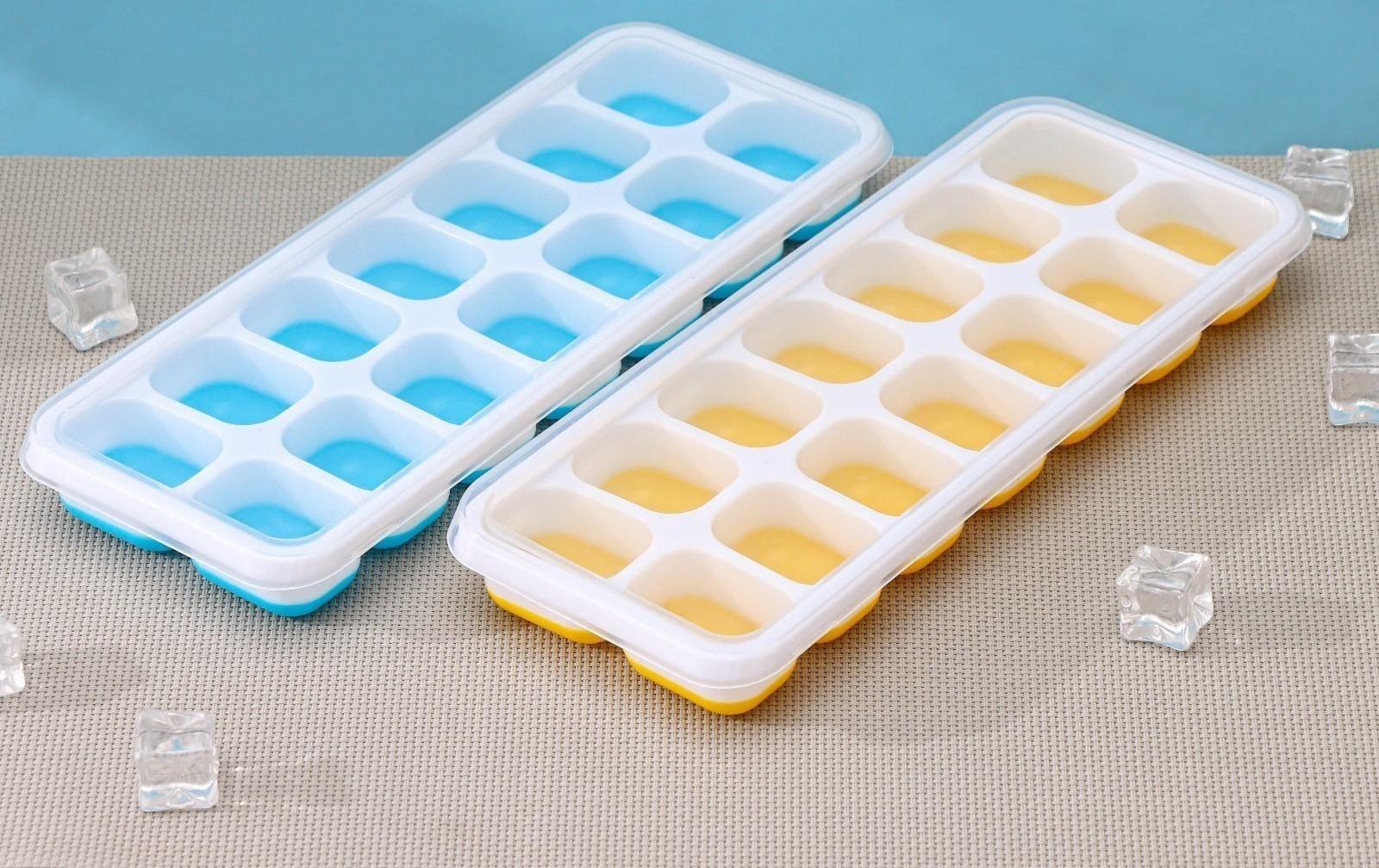 Форма для льда и шоколада с крышкой Доляна, 14 ячеек, 25×9,5×2,5 см, ячейка 4×3×2 см, цвет МИКС