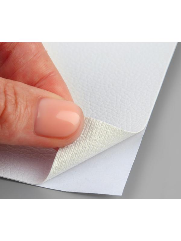 Искусственная кожа, с клеевой основой, 137 × 50 см, 0,5 мм, цвет белый