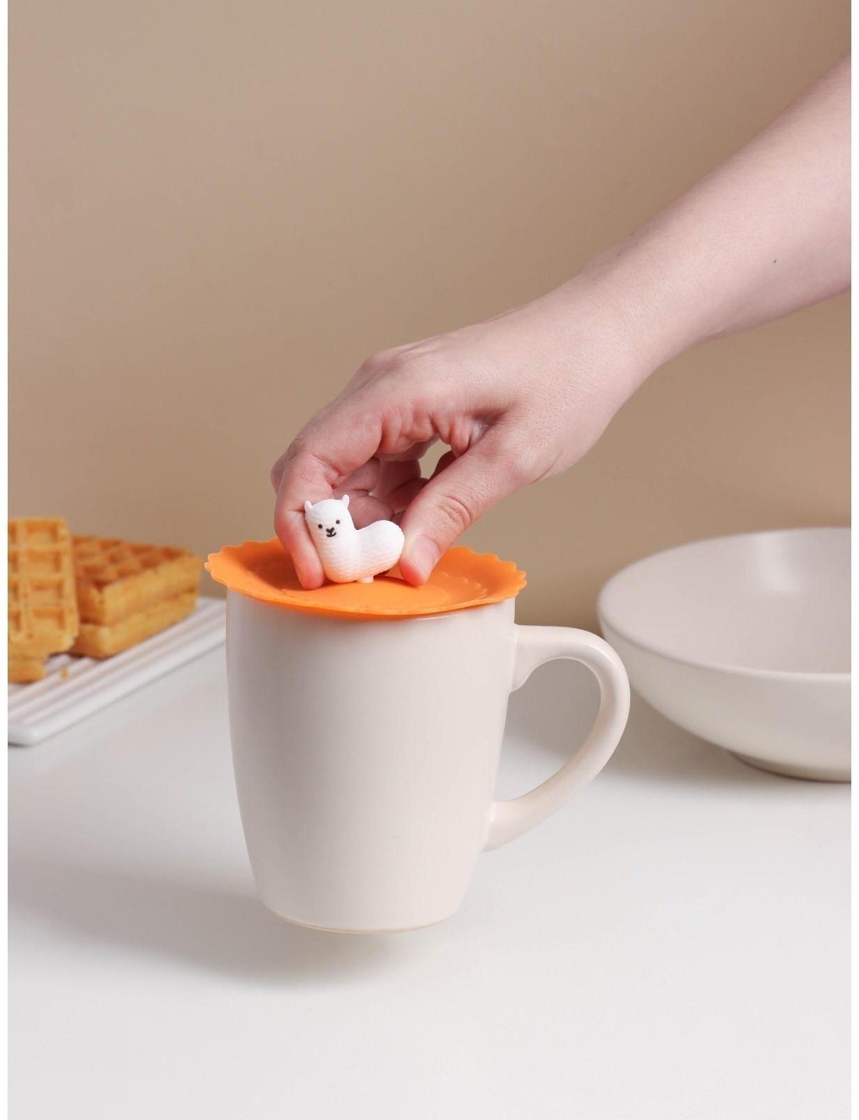 Силиконовая крышка-невыкипайка Доляна «Лама» d=10 см, цвет оранжевый