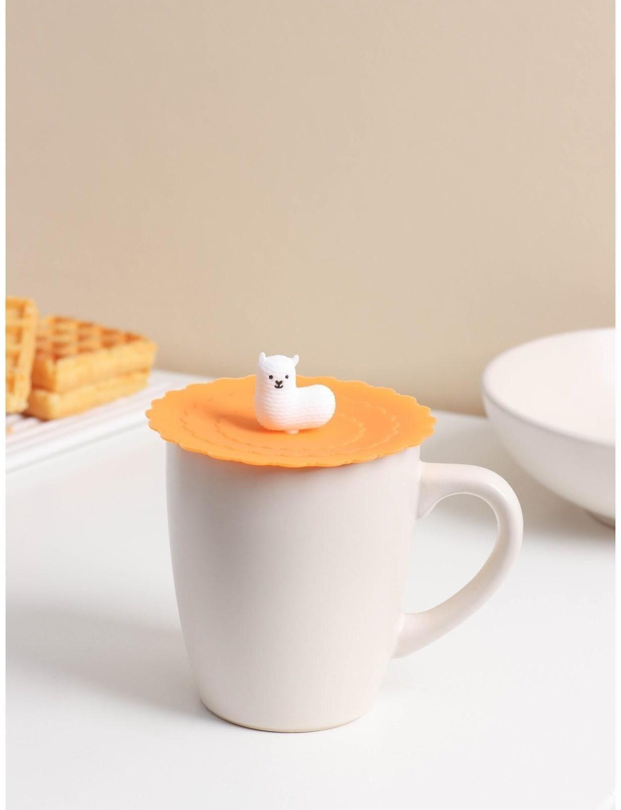 Силиконовая крышка-невыкипайка Доляна «Лама» d=10 см, цвет оранжевый