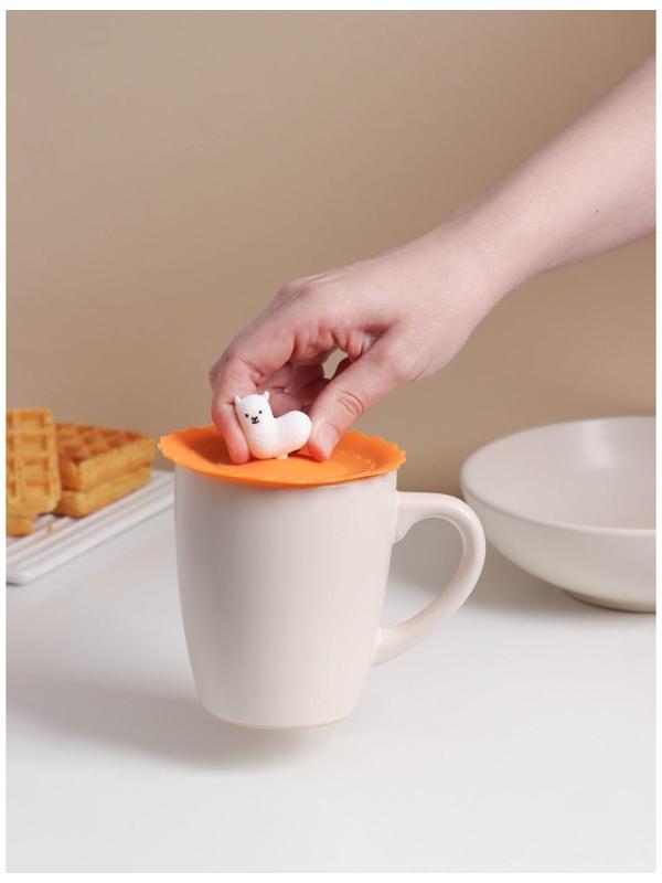 Силиконовая крышка-невыкипайка Доляна «Лама» d=10 см, цвет оранжевый