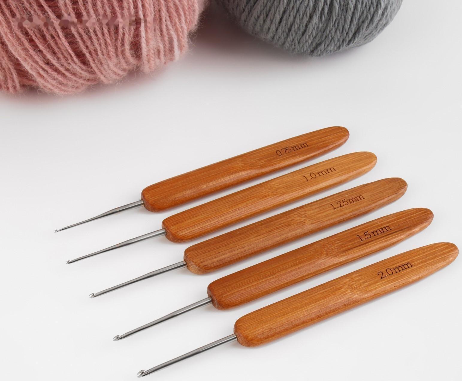 Набор крючков для вязания, с бамбуковыми ручками, d = 0,75/1/1,25/1,5/2 мм, 13,5 см, 5 шт