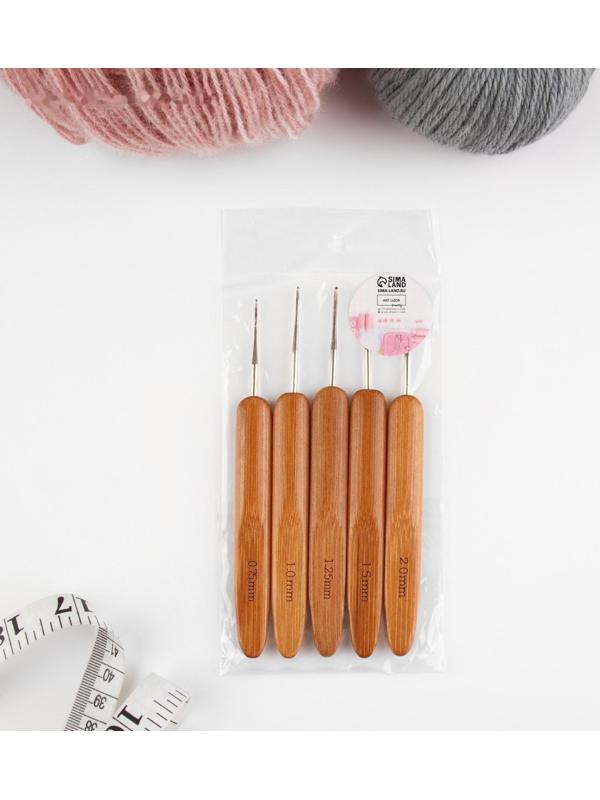 Набор крючков для вязания, с бамбуковыми ручками, d = 0,75/1/1,25/1,5/2 мм, 13,5 см, 5 шт