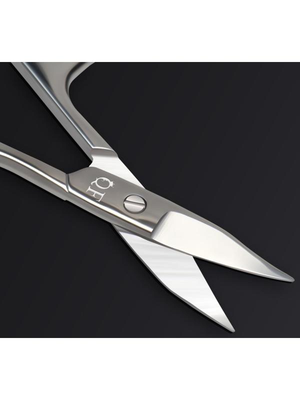 Ножницы маникюрные «Premium», прямые, широкие, заострённые, 9,5 см, на блистере, цвет серебристый