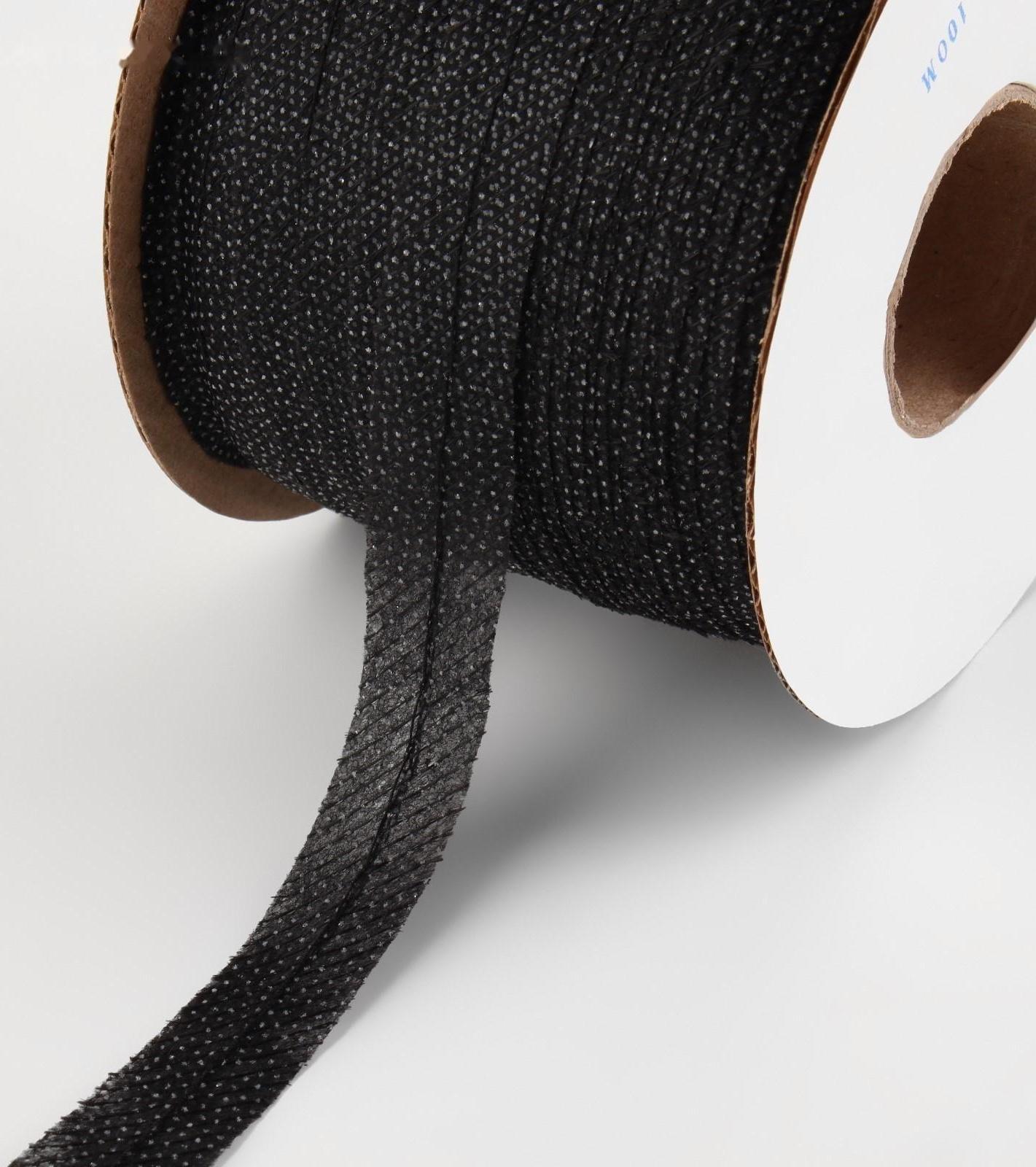 Флизелиновая лента, нитепрошивная, усиленная, 15 мм, 100 м, цвет чёрный