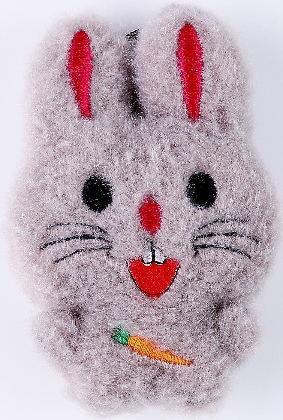 Мягкая игрушка «Зайка с морковкой» на брелоке, цвета МИКС