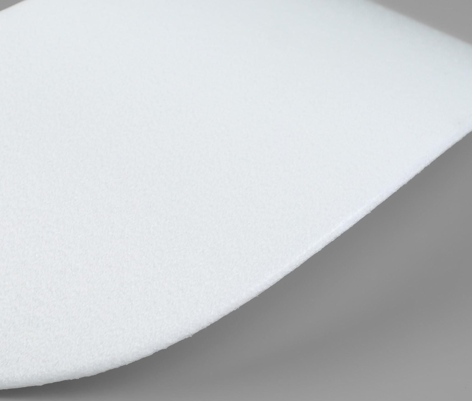 Козырёк для кепки, 7 × 17,5 × 6 см, цвет белый