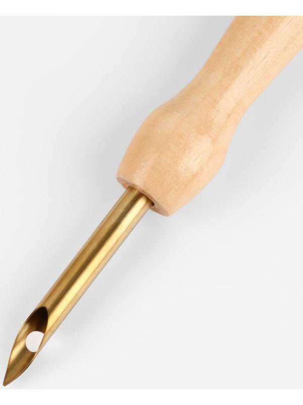 Игла для вышивания, для ковровой техники, d = 5 мм, с нитевдевателем, цвет золотой