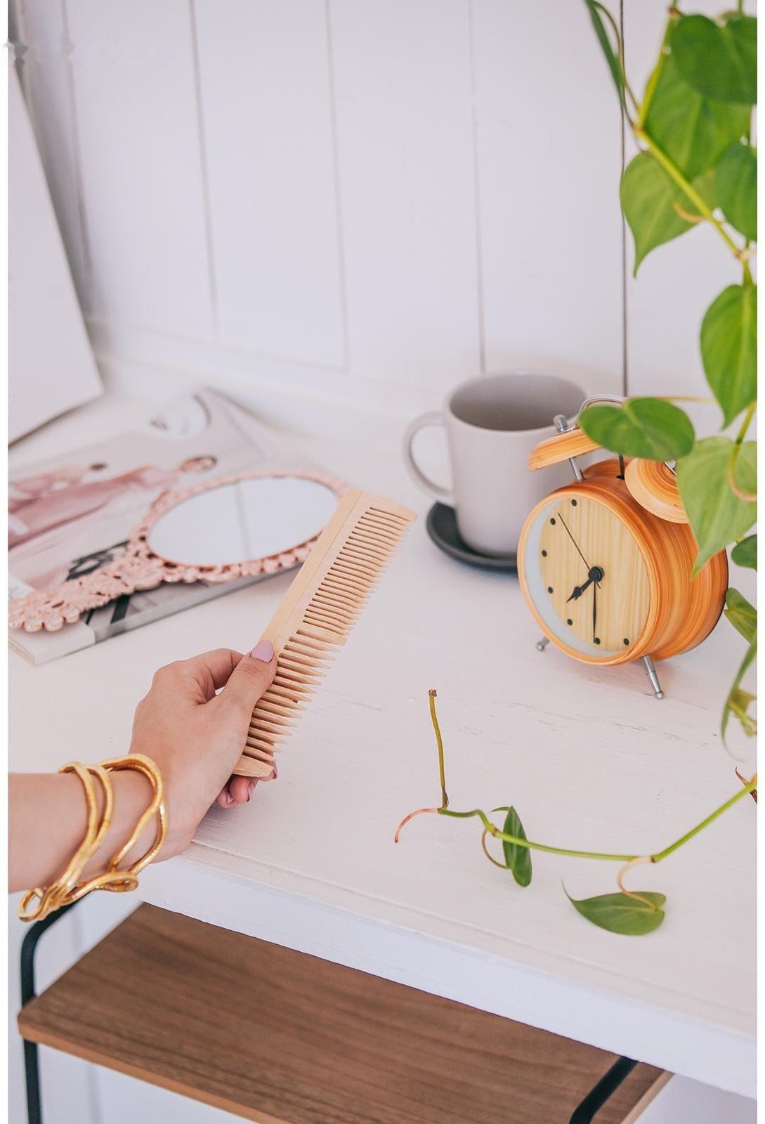 Расчёска-гребень, 19,5 × 4,5 см, комбинированная, цвет «светлое дерево»