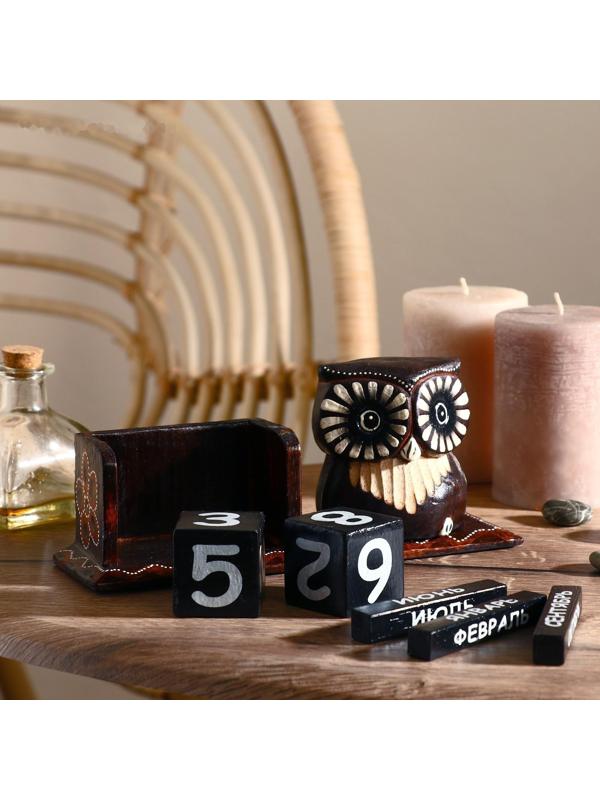 Календарь настольный дерево 