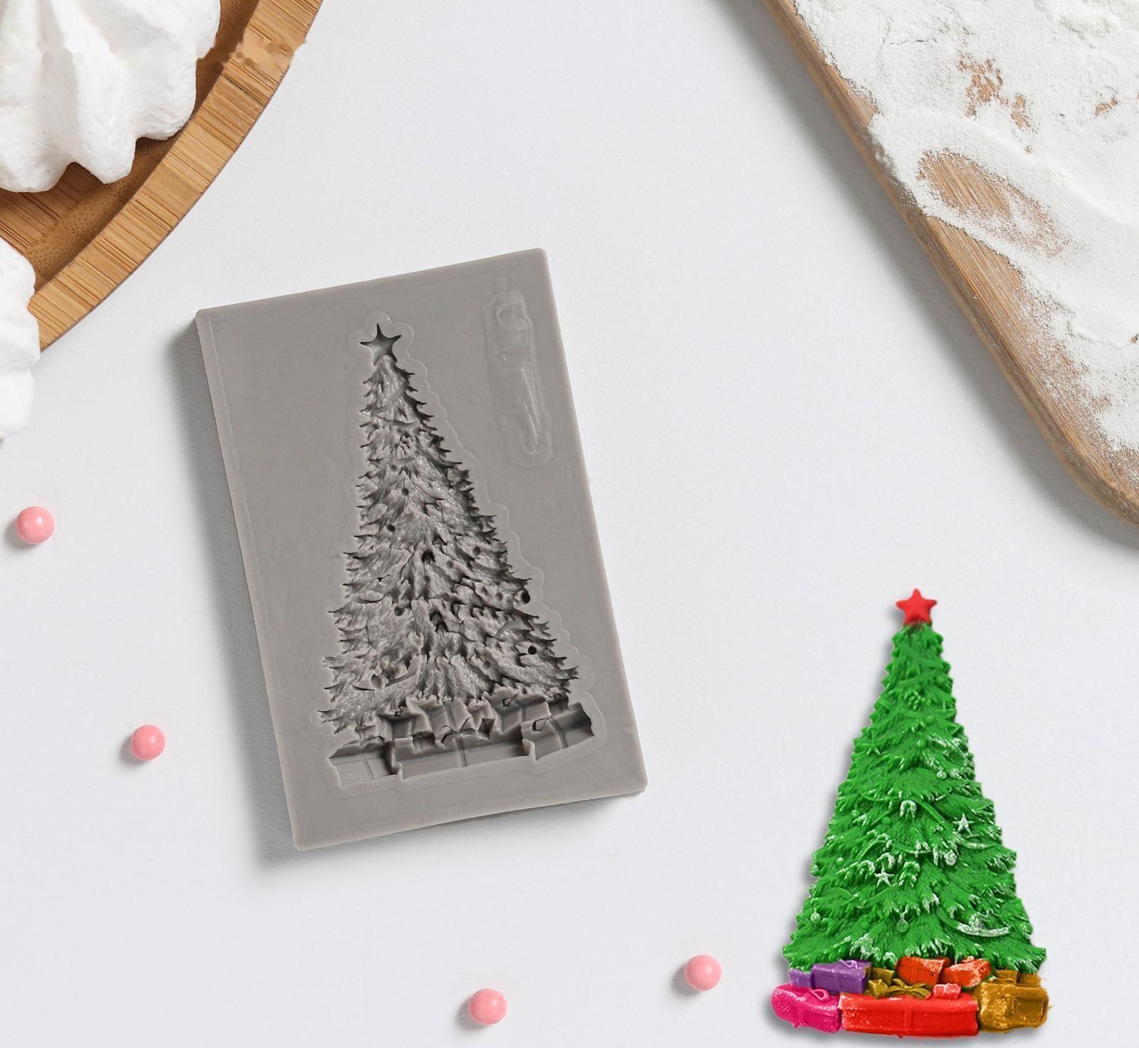 Силиконовый молд «Ель нарядная», 8×5×0,8 см, цвет МИКС
