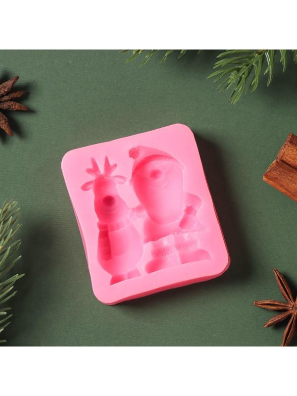 Силиконовый молд «Дед Мороз и олень», 6,5×5,7×1,8 см, цвет розовый
