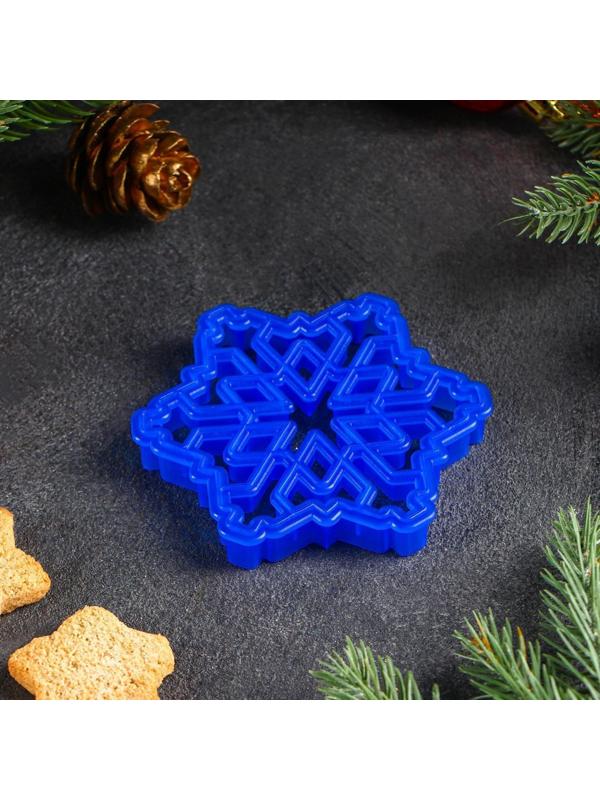 Форма для печенья «Снежинка», вырубка, штамп, 9×9 см, цвет синий