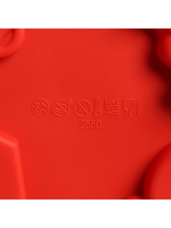 Форма силиконовая для шоколада 3D Доляна «Подарки под ёлкой», 30×30 см, 9 ячеек, цвет красный