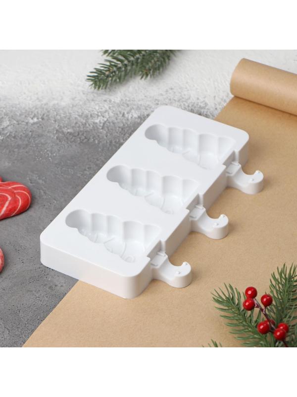 Форма для мороженого «Ёлочка», 19,5×13×2,5 см, 3 ячейки (7,1×2,7 см), цвет белый