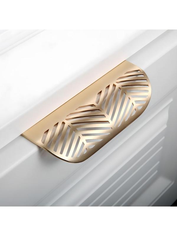 Ручка CAPPIO, м/о 96 мм, с узором, цвет матовое золото