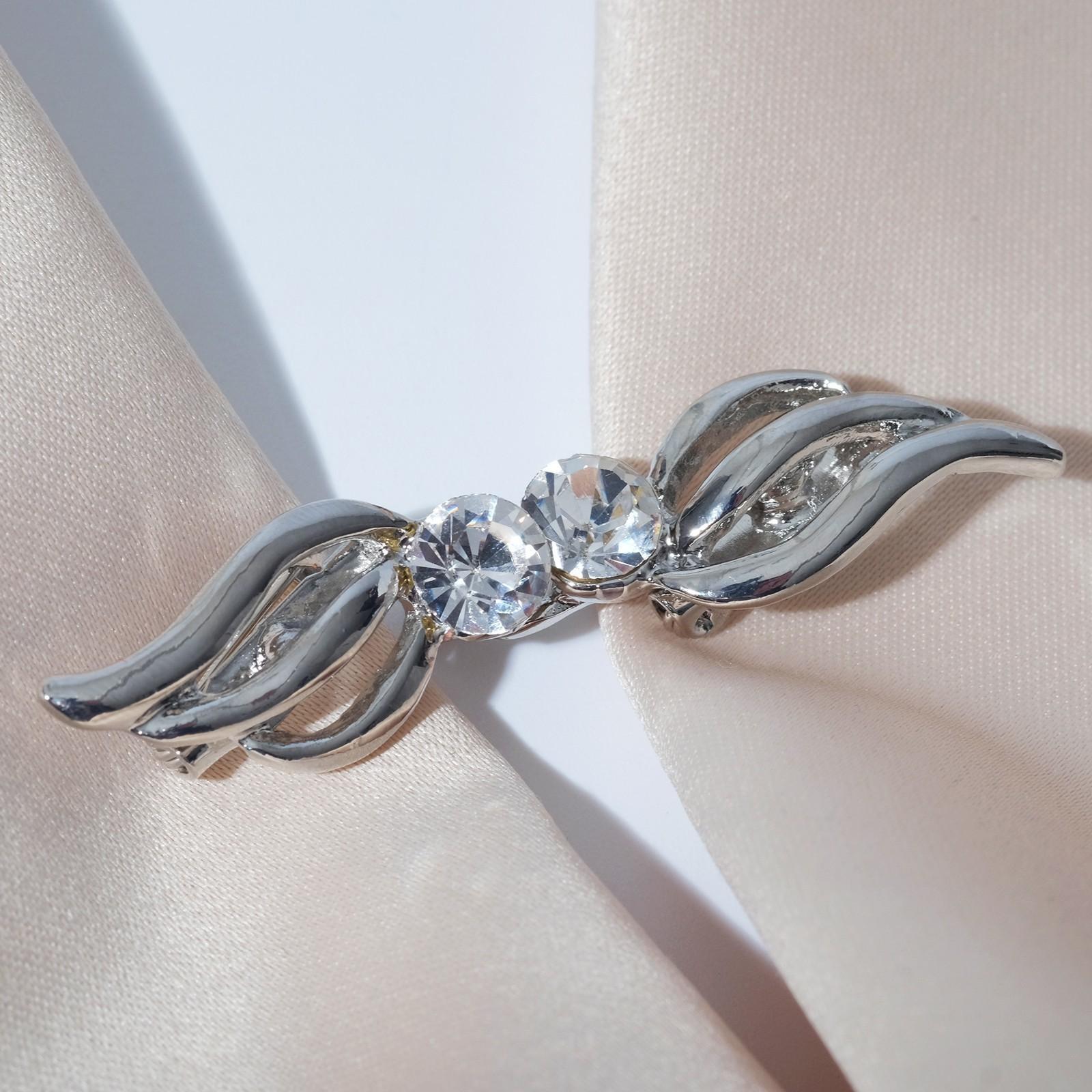 Зажим для кардигана 