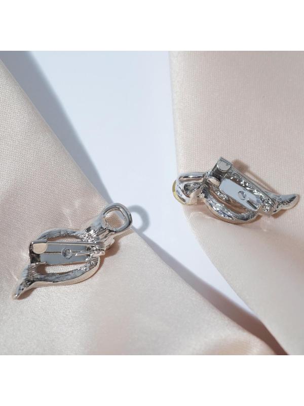 Зажим для кардигана 