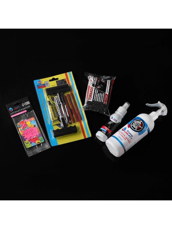 Подарочный набор для ухода за шинами и дисками Grand Caratt: набор для ремонта бескамерных шин, губка автомобильная, чернитель шин 100 мл, очиститель дисков и тормозов 500 мл, ароматизатор подвесной