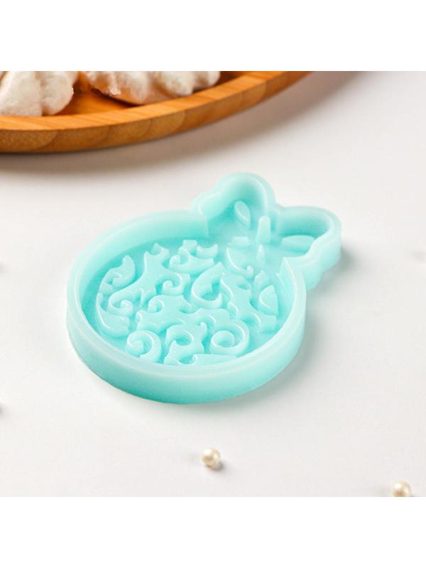 Силиконовый молд «Ёлочный шар», 8×6×0,8 см, цвет бирюзовый