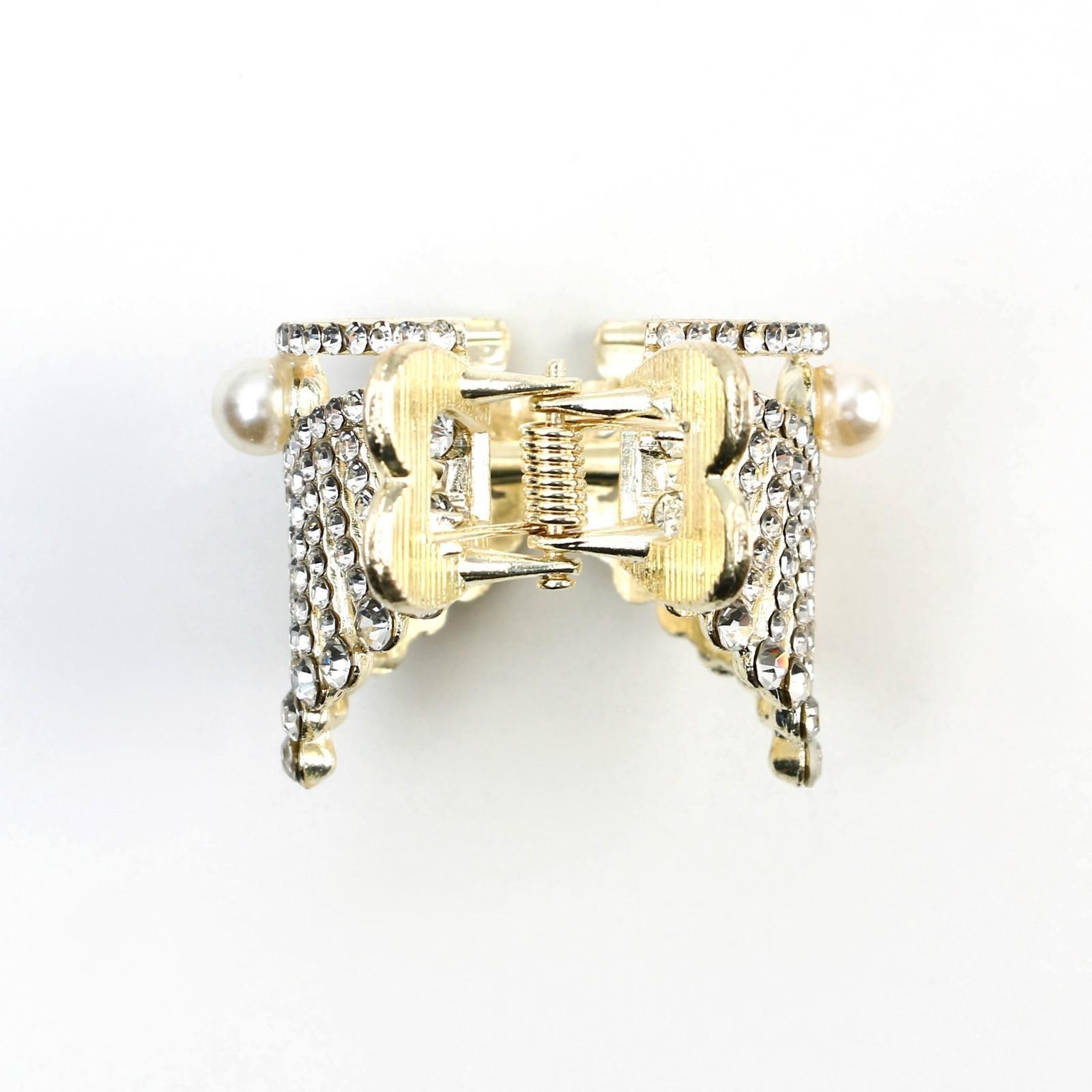 Зажим для волос со стразами «Будь ярче всех», 3,5 х 4,5 х 2.5 см