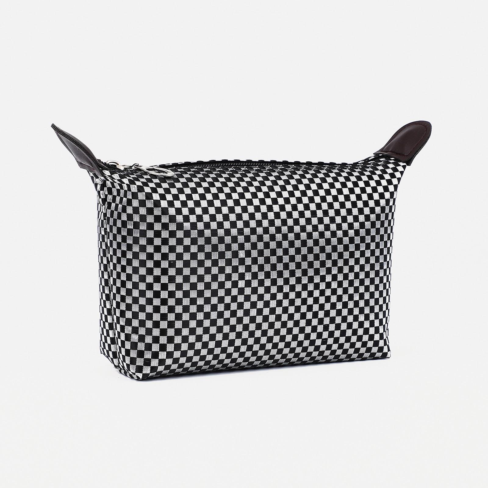 Косметичка на молнии, цвет чёрный