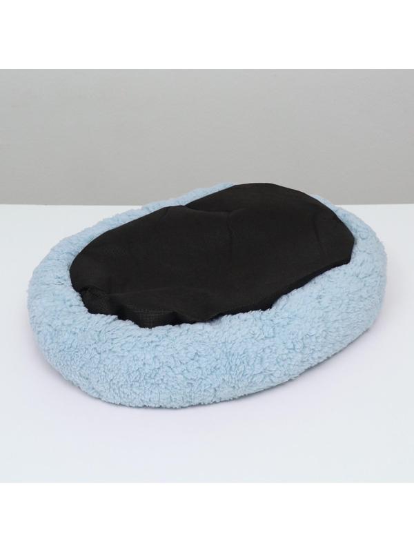 Лежанка для собак и кошек «Уют», мягкий мех, 45 х 35 х 11 см, голубая
