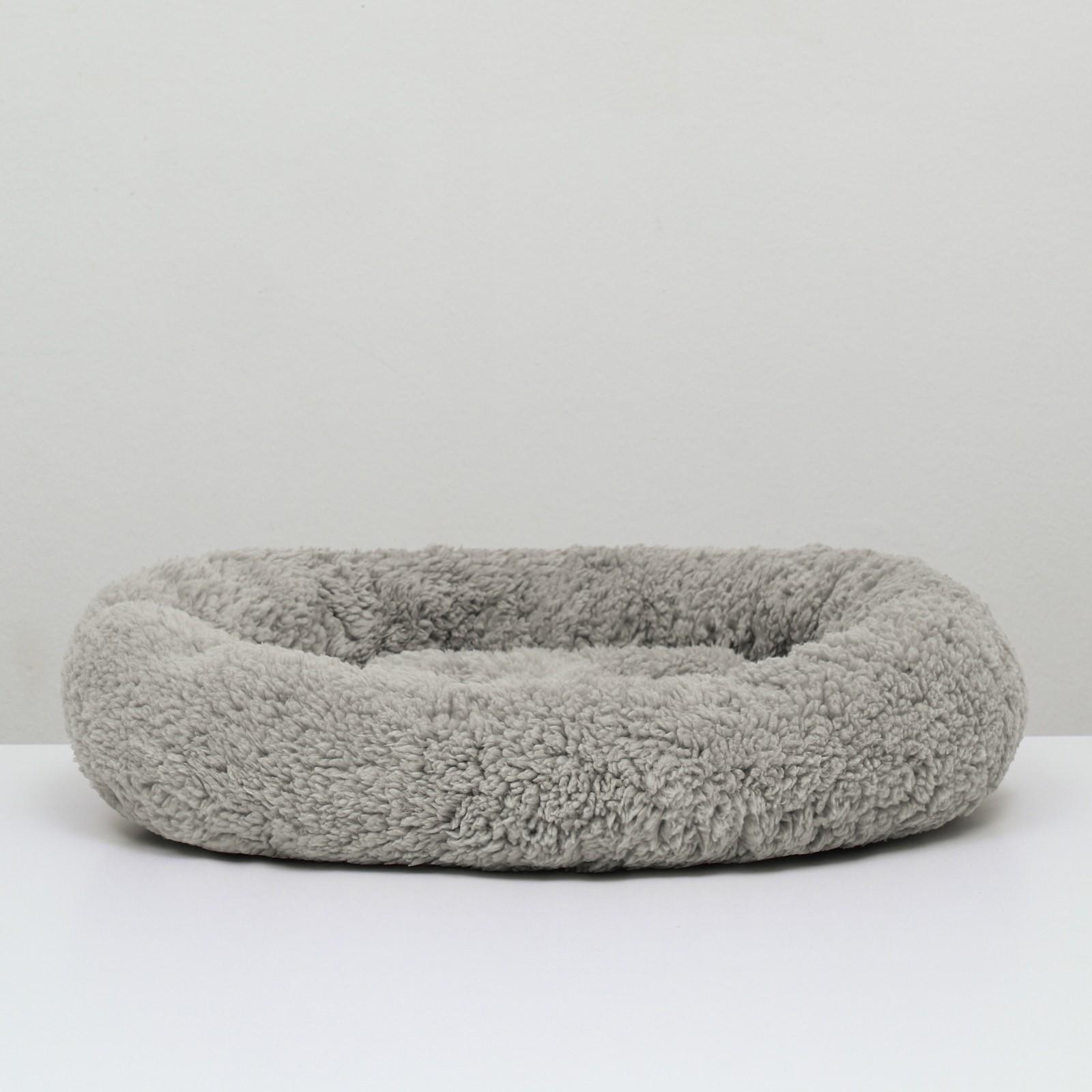 Лежанка для собак и кошек 