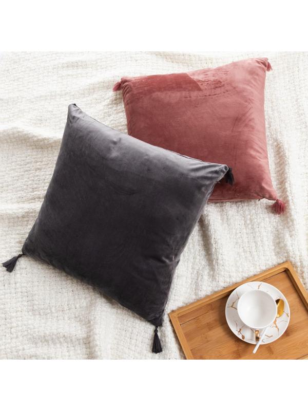 Чехол на подушку с кисточками Этель цвет серый, 45х45 см, 100% п/э, велюр