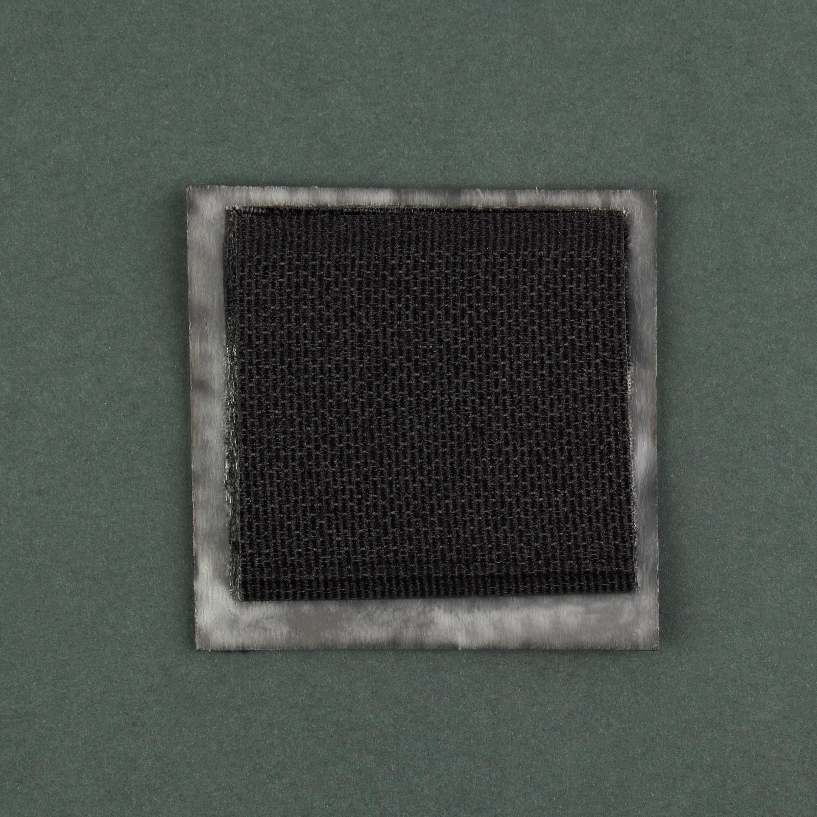 Шеврон на липучке «Красный крест», 4,7 × 4,7 см, цвет чёрный/красный