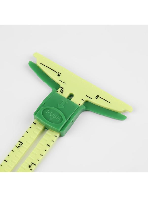 Линейка многофункциональная, для пэчворка, 21 × 8 см, цвет жёлтый/зелёный