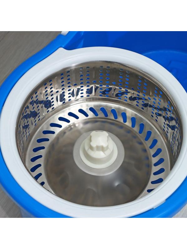 Швабра с отжимом и ведро с металлической центрифугой Доляна, 14 л, запасная насадка из микрофибры, колёсики, цвет МИКС