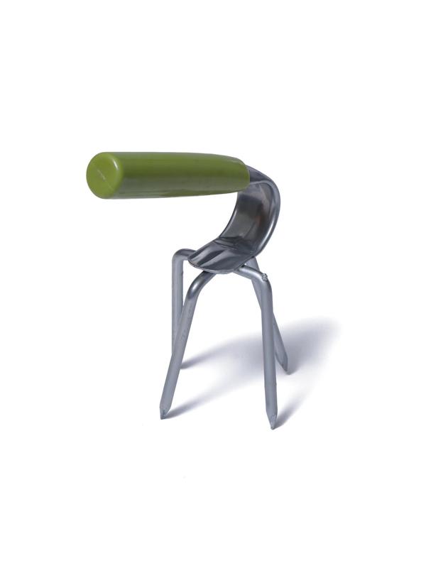 Рыхлитель, длина 15 см, 4 зуба, пластиковая ручка