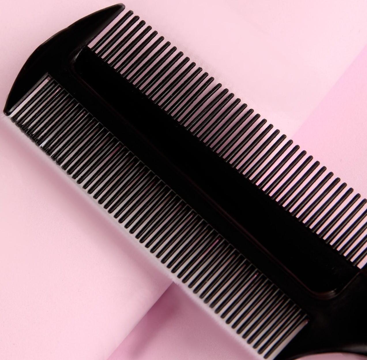 Расчёска для окрашивания, с хвостиком, 23 × 4 см, цвет чёрный